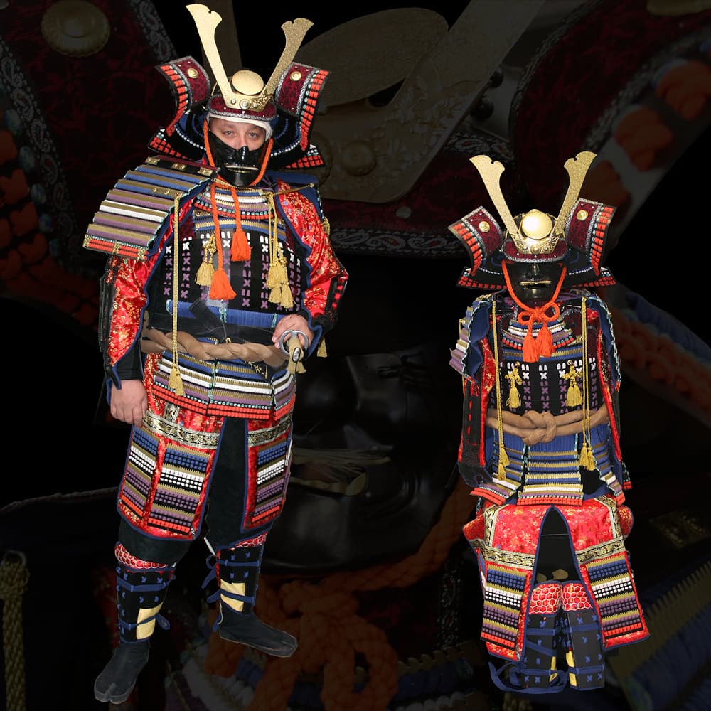 https://www.terressens.com/assets/images/0455-armure-samourai-rouge-sebastien-camus-socle-support-1000x1000.jpg